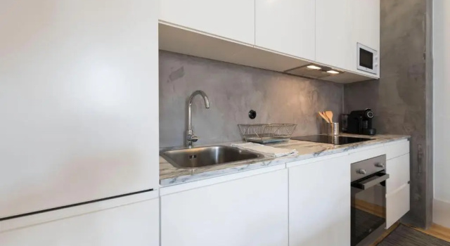 Апартаменты Lovelystay - Dirk Apartment Almada 3º T