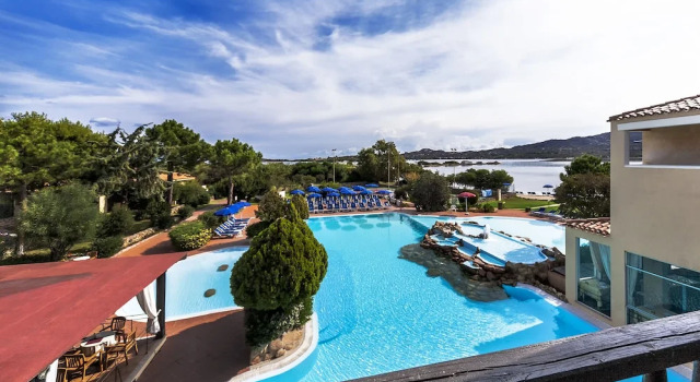 Двухместный номер Superior с балконом Colonna Hotel Du Golf