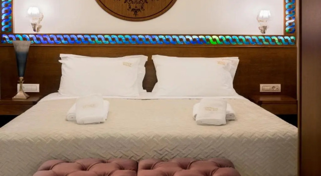 Vener Luxury Suites, Забронировать Гостевой дом Гостевые дома Ханья, рядом с Chania Municipal Garden, Гостевой дом