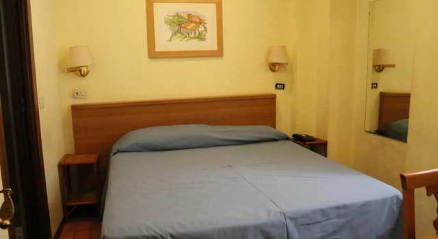 Четырёхместный номер Standard Hotel Pomezia