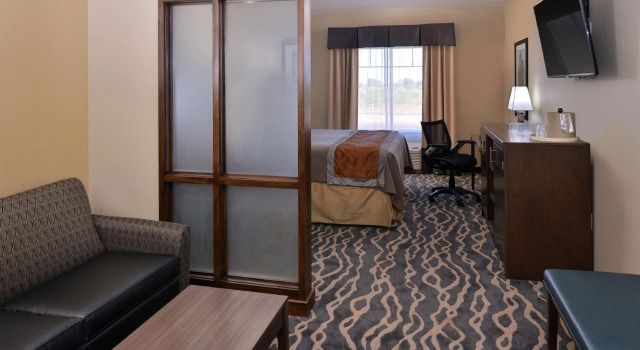Четырёхместный люкс Best Western Plus Fort Stockton Hotel