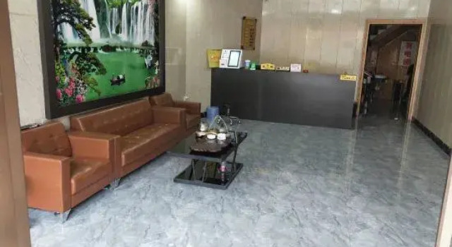 Linfeng Hotel, Забронировать Отель Отели Яншо с парковкой, рядом с Парк Яншо, Парковка