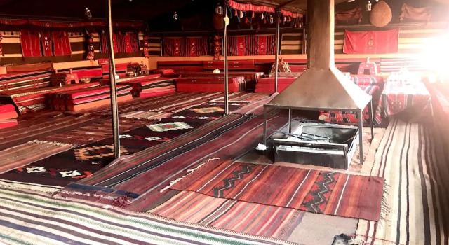 Wadi Rum Moon Light Camp, Varaa Hotelli Wadi Rum Akaba