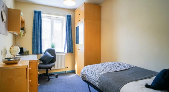 Room for STUDENTS Only-STOCKTON-ON-TEES, Забронировать Хостел Хостелы Стоктон-он-Тис, Хостел