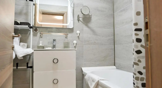 Апартаменты Purple Pearl Apartments Spa n Pool Beach resort