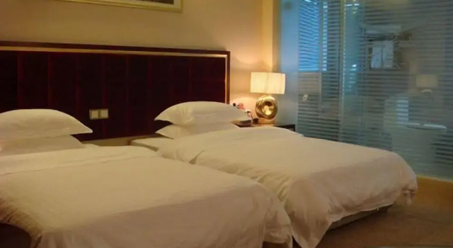 Номер Deluxe Guangzhou Tianyue Hotel