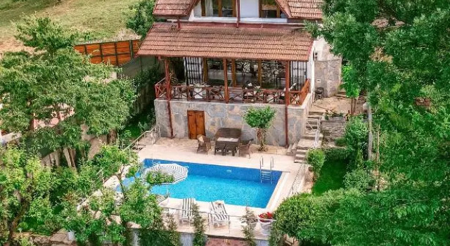 Вилла с 3 комнатами Havuzlu Mustakil Lüx Villa Doğa SAPANCA 150 MT2