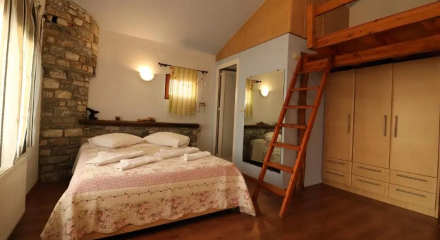 Fakistra's Blue House, Rezerwuj Hotel Hotele w Pelion z parkingiem, Parking