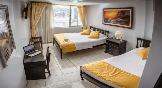 Номер Standard Hotel Santamaria en quito