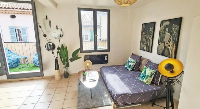 GregBnb-com - Centre Ancien - Studio Roof-Top - CLIMATISÉ - 5eme étage, Забронировать Апартаменты/квартира Апартаменты Тулона, рядом с Galerie Michel Estades, Апартаменты/квартира