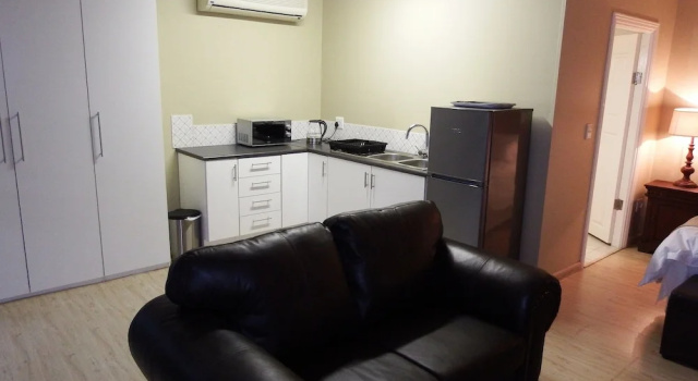 Двухместный номер Standard c 1 комнатой 85 Ehmke Guesthouse