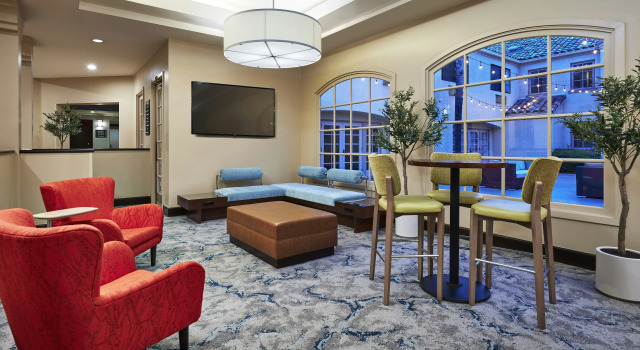Hilton Garden Inn Valencia Six Flags, Buchen Sie Hotel Valencia Kalifornien