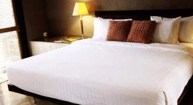 Avartarn Miracles Hotel, Rezervovat Hotel Hotely v Central Thailand s parkováním, Parkování