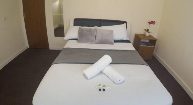Donnington Bridge Road Rooms
