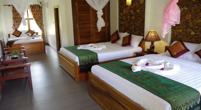 Трёхместный номер Standard с красивым видом из окна Darica Resort