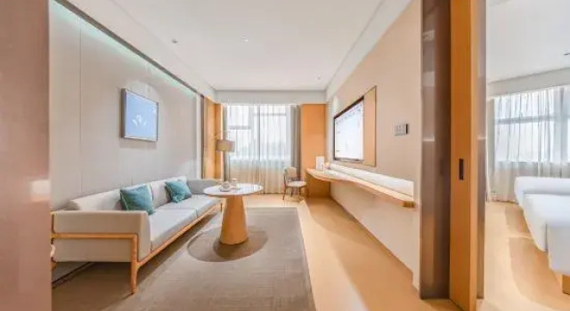 Люкс Business JI Hotel (Aksu Airport Jiefang North Road)