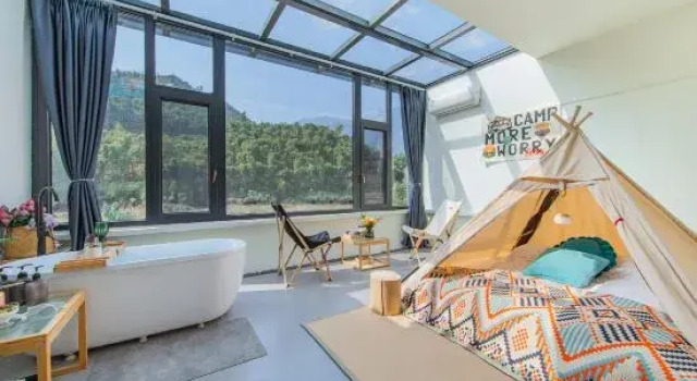 Место под палатку Yue Shan Yunshang · Anji Yunshang Caoyuan Tent Boutique Stay (Xiongmao Buluo Tanxian Leyuan)