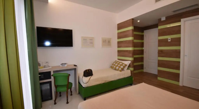 Полулюкс Melody Sorrento Suites
