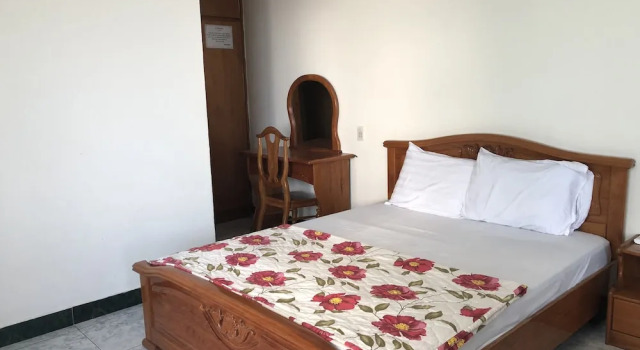 Tay Ho Hotel