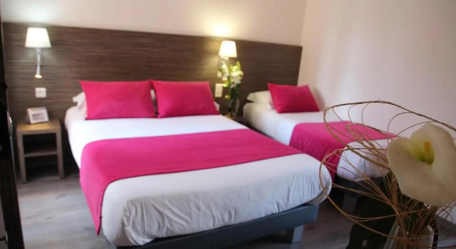 Трёхместный номер Standard Hotel Menton Riviera