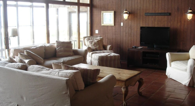 Doc Holiday, Boek Hotel Orange Beach 