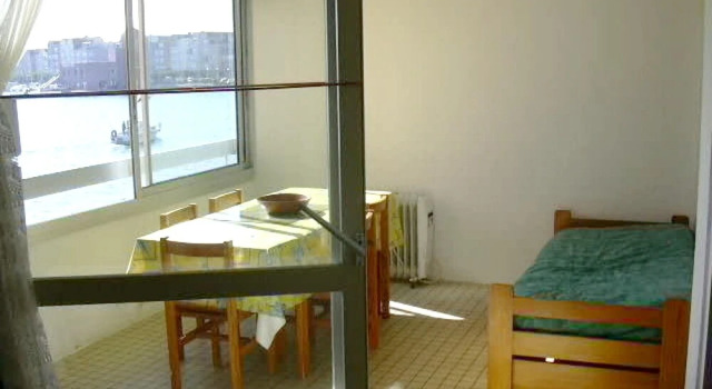 Apartment With one Bedroom in Gruissan, With Wonderful sea View and Wi, Book Lejlighed Hoteller i Corbières med parkering, Parkering