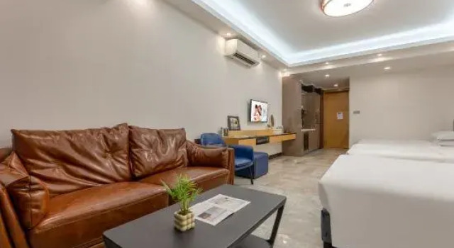 Трёхместный номер Standard JunHome International Apartment-Beijing Rd A-mall