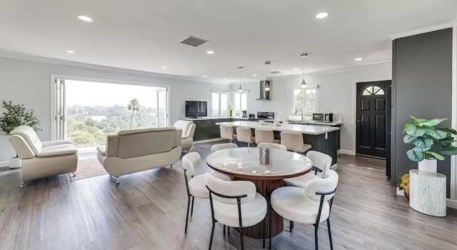 Коттедж 2 Mi to Rose Bowl Stadium: Mtn-view Gem w/ Patio