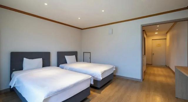 Номер Deluxe c 1 комнатой с балконом и с видом на горы Kensington Resort Gapyeong
