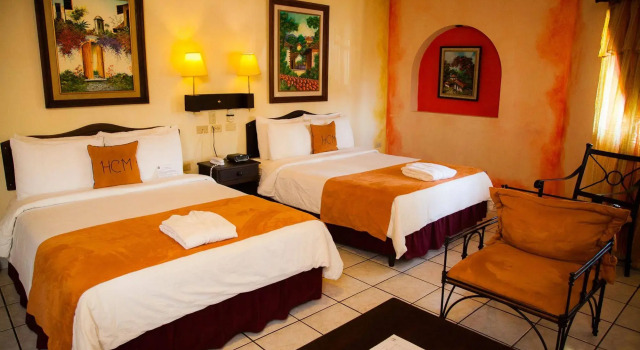 Hotel Camino Maya