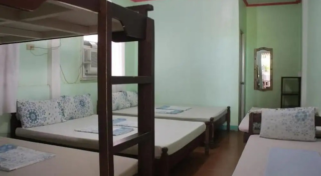 Oasis Resthouse, Prenota Affittacamere Hotel a Mindanao con parcheggio, Parcheggio