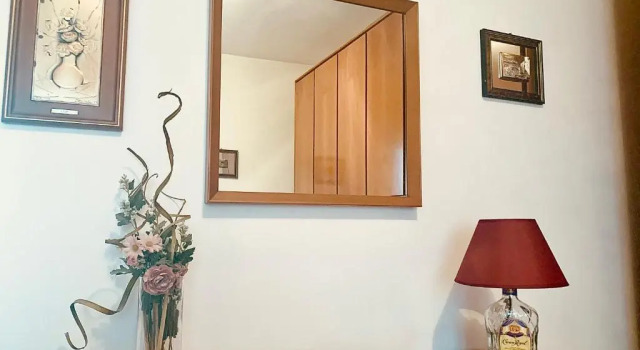 Via Solaro, appartamento in pieno centro, Забронировать Апартаменты/квартира Формия Побережье Лацио, рядом с Железнодорожный вокзал Формия