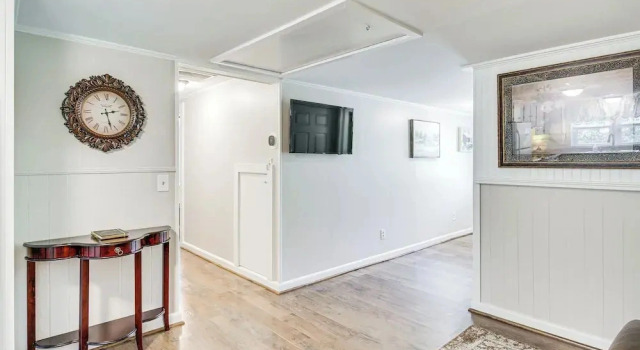 Aiken Apt w/ Garden-view Balcony: Half-mi to Dtwn!, Prenota Appartamento Aiken Carolina del Sud