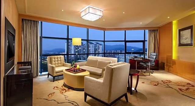 Двухместный люкс Deluxe Hilton Guangzhou Baiyun
