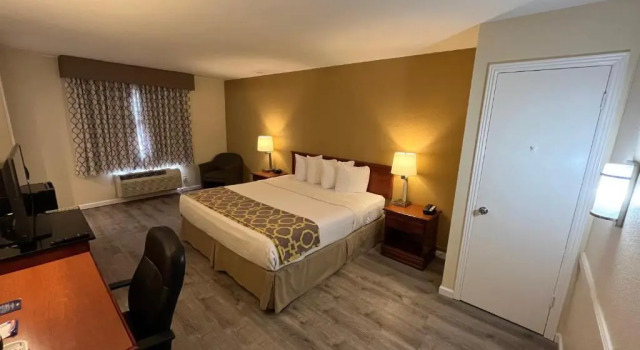 Номер Standard Spark by Hilton Rock Springs