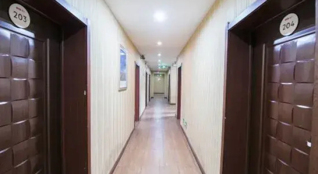 Ziyouren Hotel