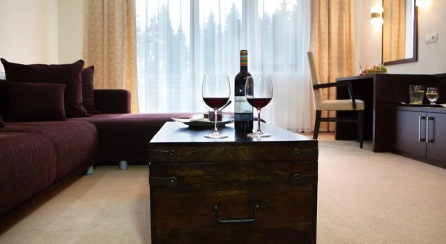 Hotel Altis, Varaa Hotelli Namestovo Orava