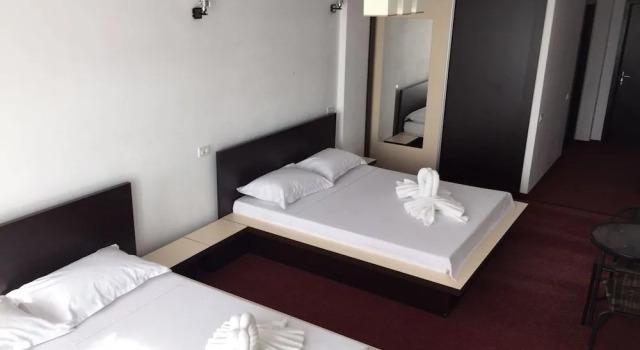 Hotel Sweet, Varaa Hotelli Hotellit Mamaia-Sat pysäköinnillä, Pysäköinti