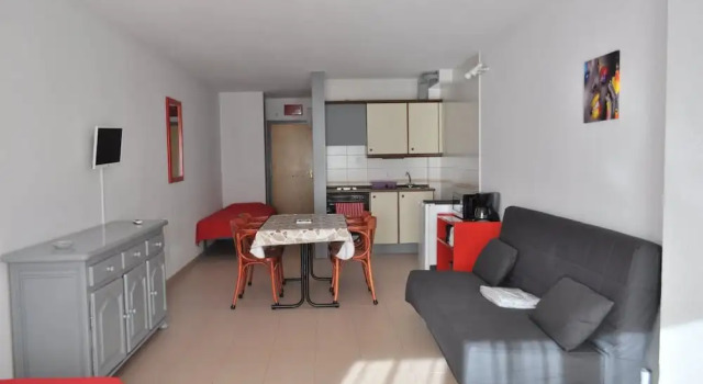 Студия Apartaments Inter Esqui