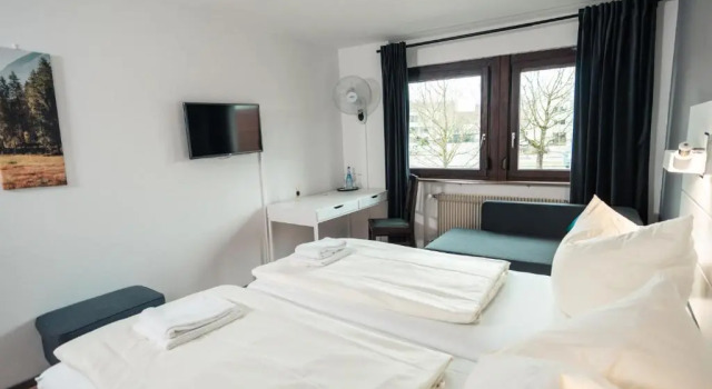 Hotel Scharfes Eck, Κράτηση Ξενοδοχείο Muehlacker Βάδη-Βυρτεμβέργη