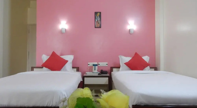 OYO 10565 Hotel Mira International, Book Hotel Hoteller i Digha med morgenmad, Morgenmad