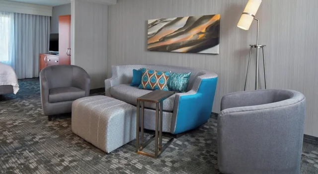 Люкс Courtyard by Marriott Albany Thruway