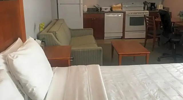 Люкс Deluxe Crescent Suites Hotel