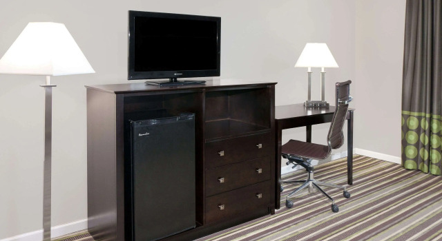 Super 8 by Wyndham Morton Grove/Chicago, Prenota Locanda Mini-hotel a Illinois, Locanda