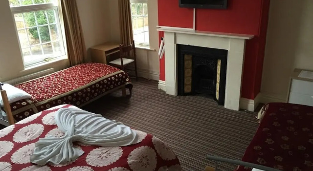 Трёхместный семейный номер Standard Tennyson House Hotel
