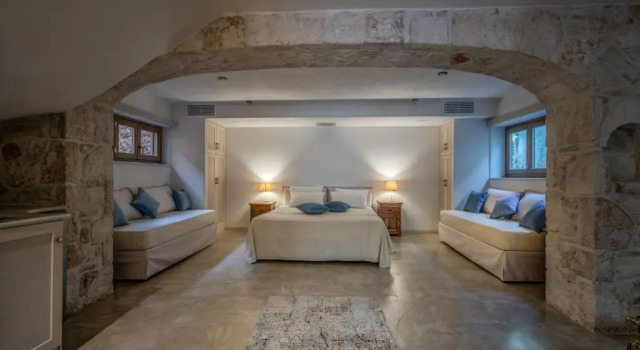 Extravagant Zante Villa Villa Deep Blue Great Sea Views 4 Bedrooms, Забронировать Вилла Отели периферии Ионических островов с парковкой, Парковка