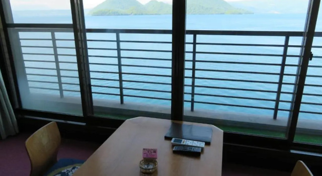 Двухместный номер Standard с видом на озеро Toya-onsen Hotel Hanabi