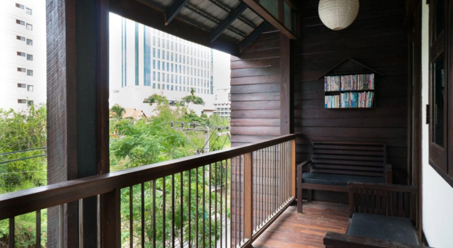 Двухместный номер Deluxe с балконом Kampaeng Ngam Hotel - Steps to Night Bazaar & Old City
