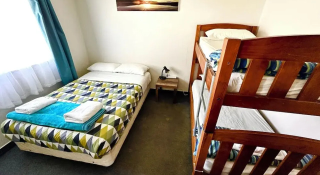 Двухместный семейный номер Standard Happy Apple Backpackers