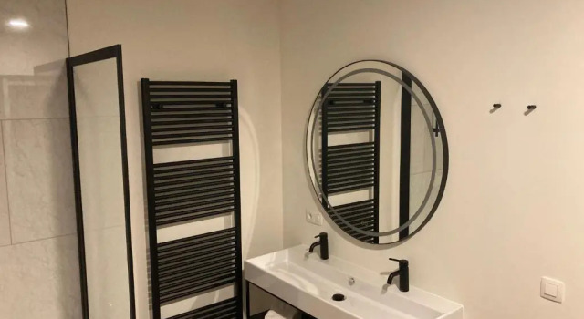 Полулюкс RS10 B&B Turnhout